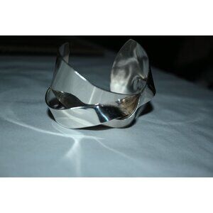 Vintage Mexican Sterling Silver Bangle Bracelet Twisted Design Stamped 925